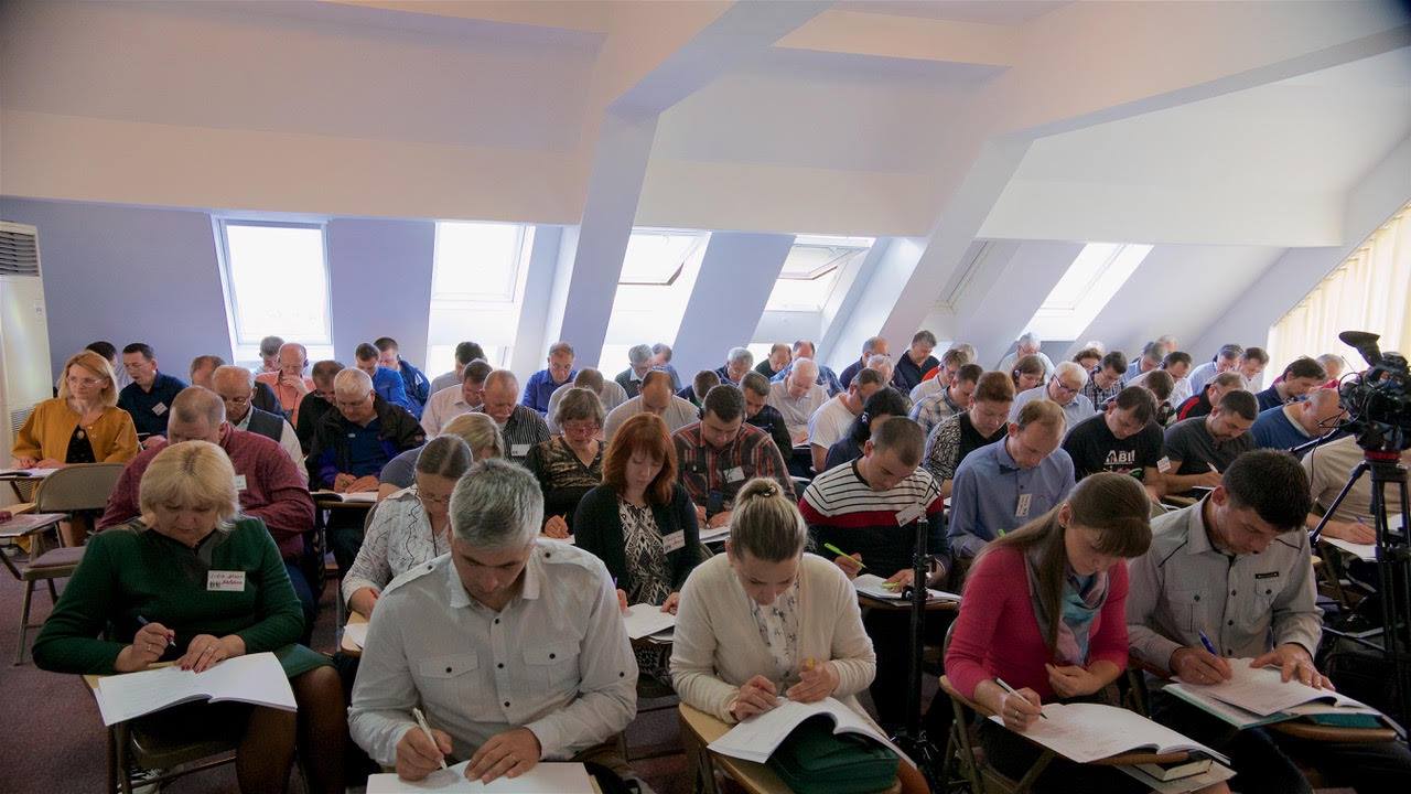 Conferință pastorală, de Gigel Olariu 1 18320775 1763427077046092 3068819781876734084 o