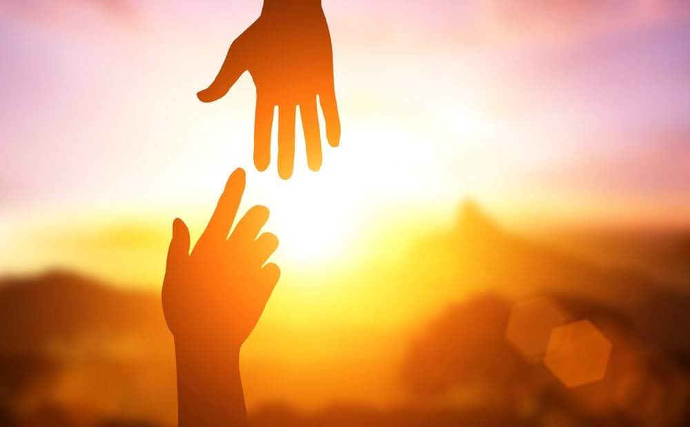 Oferă nădejde celor cu inima frântă | de Costel Oglice 1 a